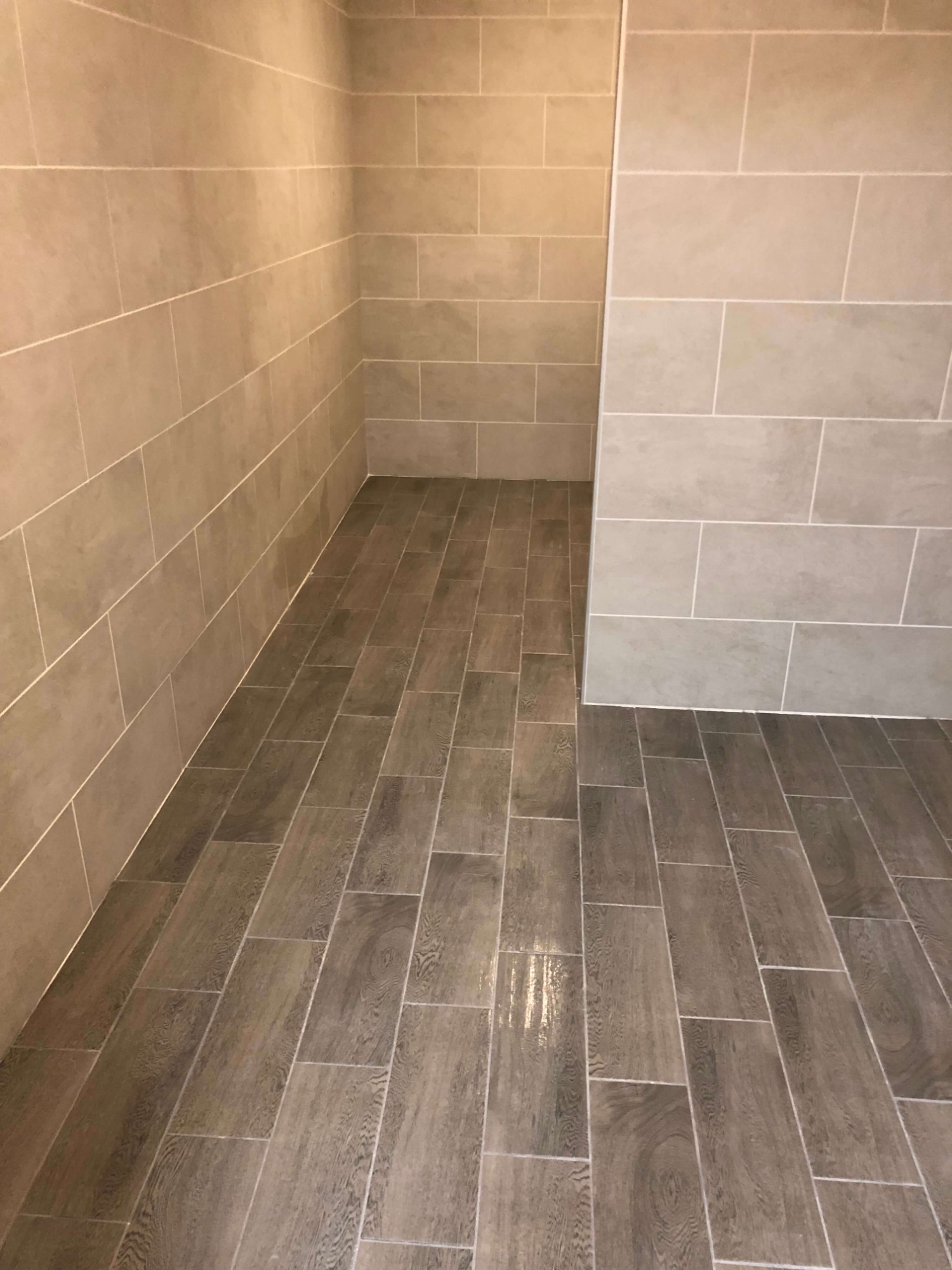 Commercial tile installers in Wisconsin